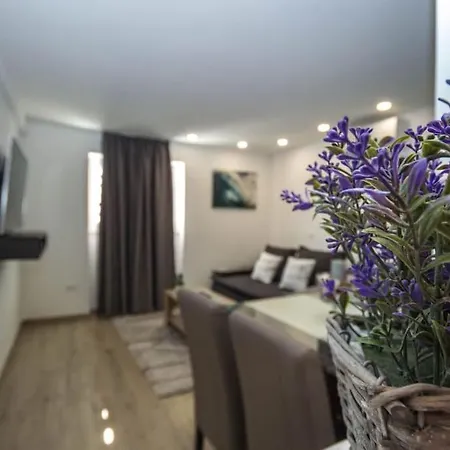 Apartment Wonderful Near Center And Sea